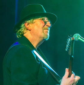 Steve Freeman - Guitar